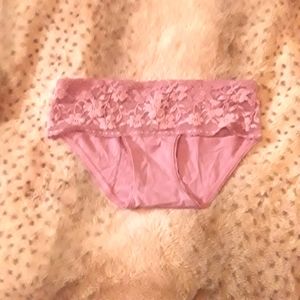 Victoria's Secret Lilac Hiphugget/hipster Panties